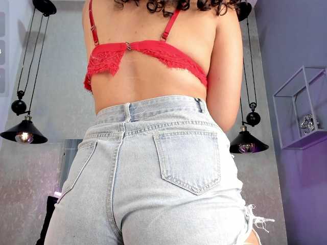 Annie-Pleasure live cam on BongaCams