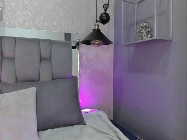 Annie-Pleasure live cam on BongaCams