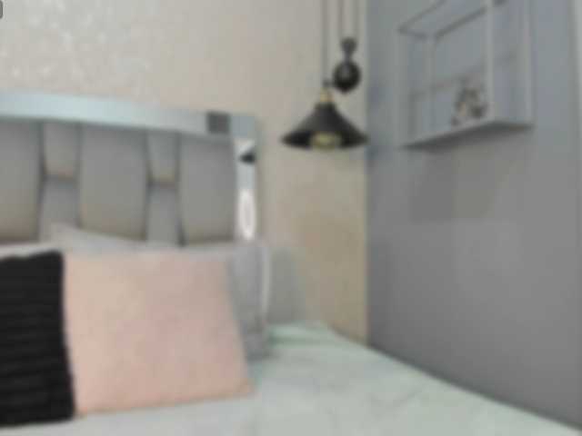 Annie-Pleasure live cam on BongaCams