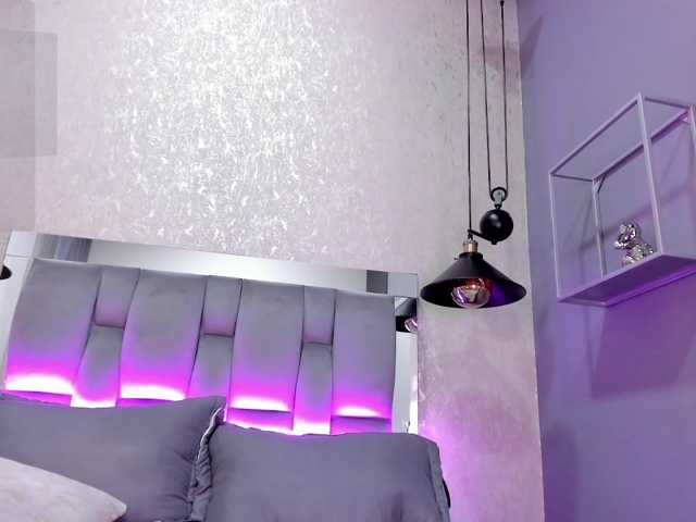Annie-Pleasure live cam on BongaCams