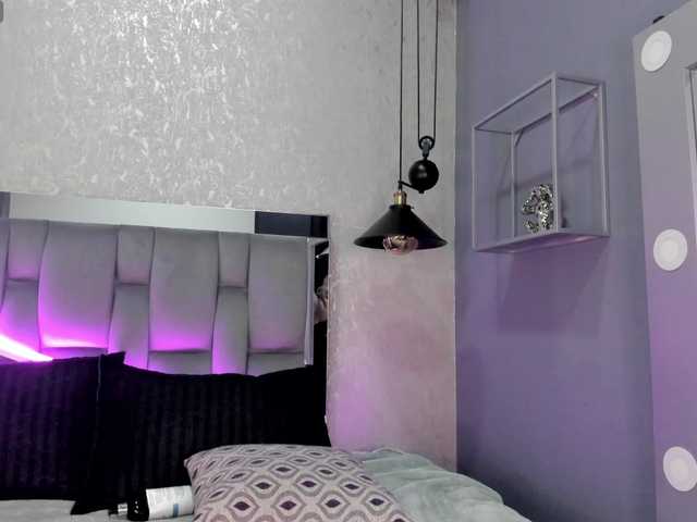 Annie-Pleasure live cam on BongaCams
