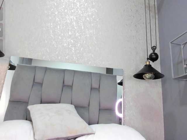Annie-Pleasure live cam on BongaCams