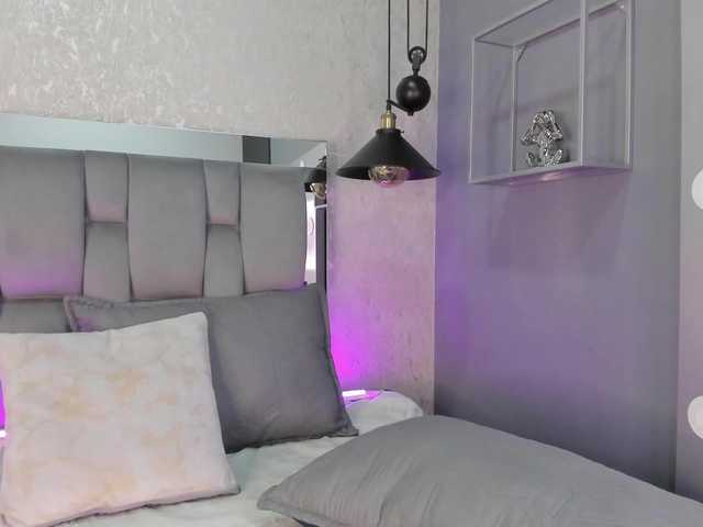 Annie-Pleasure live cam on BongaCams