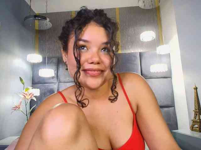 Annie-Pleasure webcam