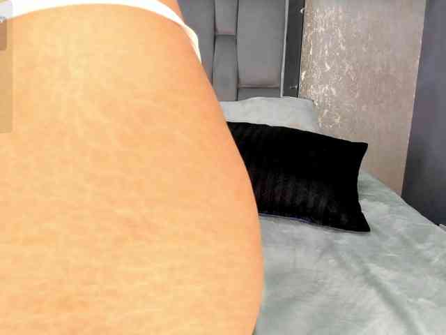 Annie-Pleasure webcam
