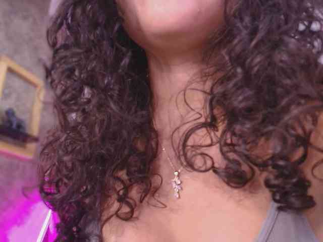 Annie-Pleasure