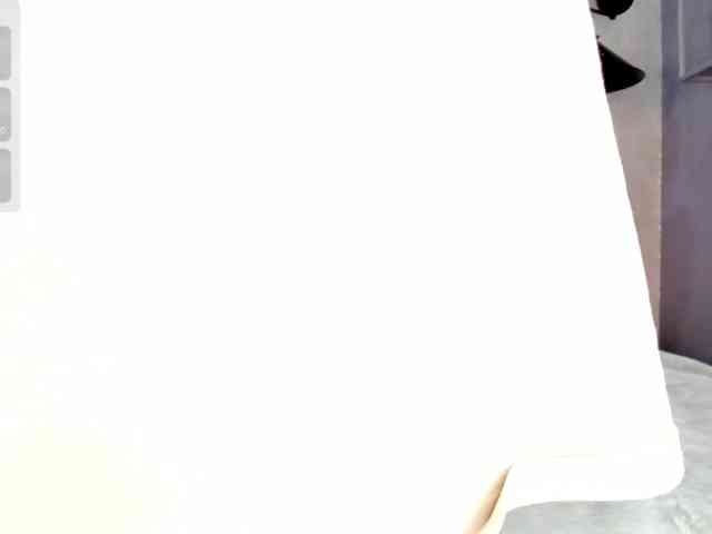 Annie-Pleasure webcam