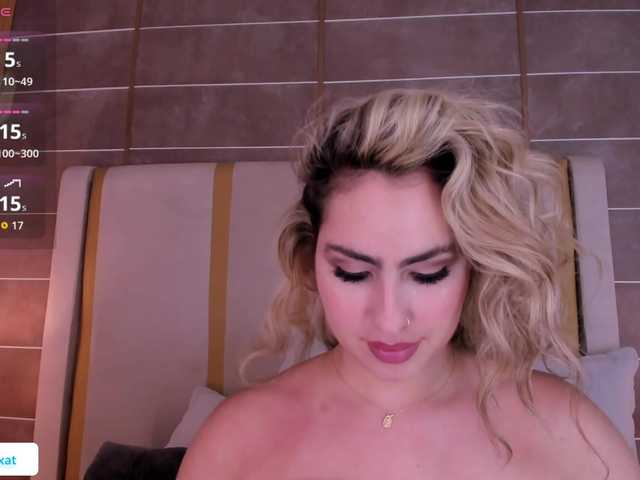 WenFox's BongaCams show and profile