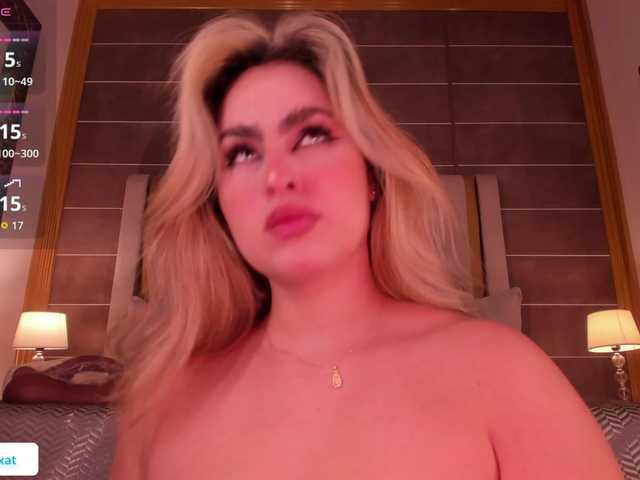 WenFox's BongaCams show and profile