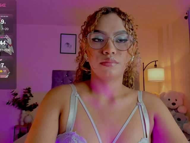 Ximena-sotto live cam on BongaCams