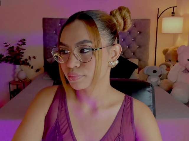 Ximena-sotto live cam on BongaCams