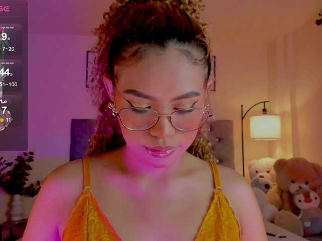 Ximena-sotto live cam on BongaCams