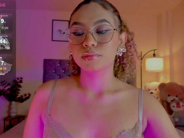 Ximena-sotto live cam on BongaCams