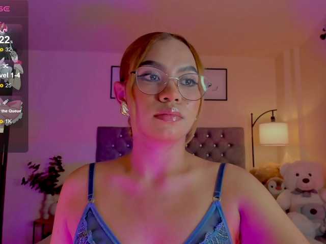 Ximena-sotto live webcam show