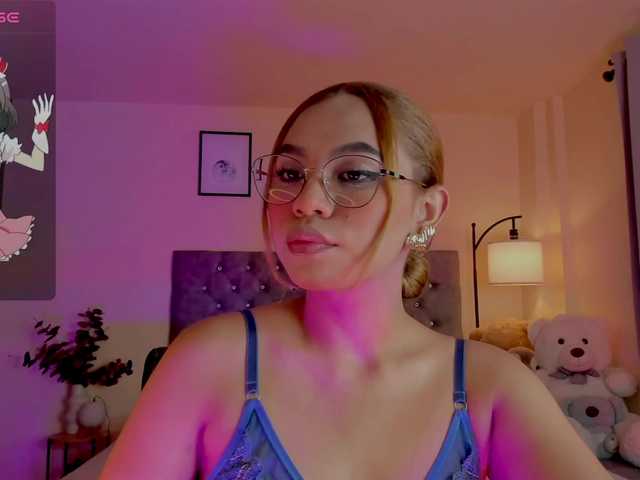 Ximena-sotto live webcam show
