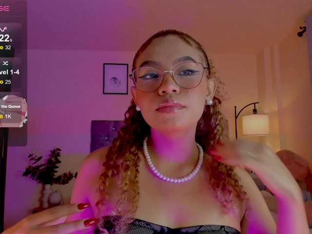 Ximena-sotto live cam on BongaCams