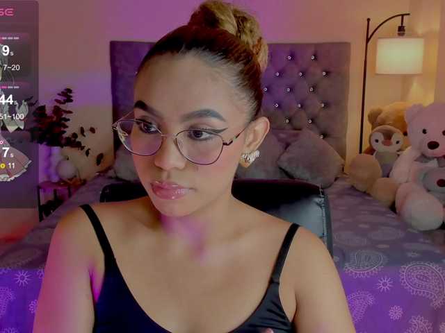 Ximena-sotto live cam on BongaCams