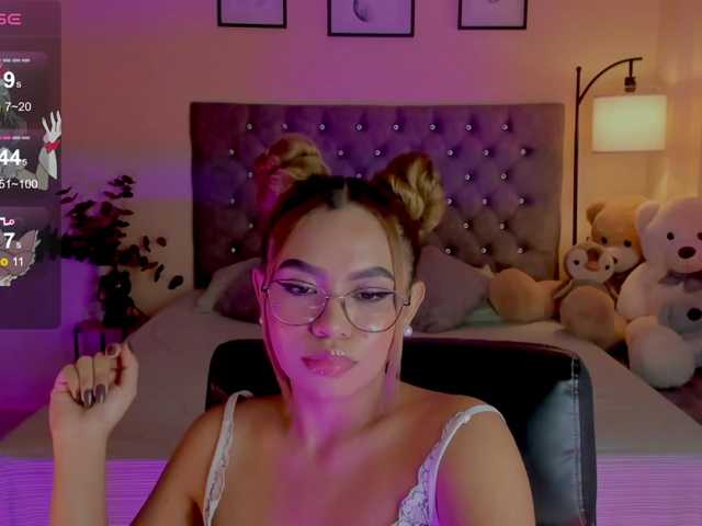 Ximena-sotto live cam on BongaCams