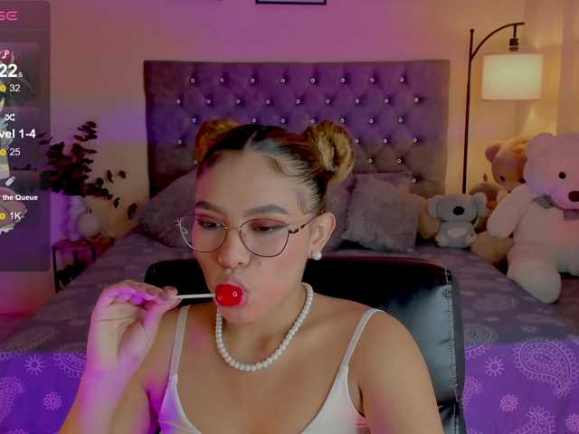 Ximena-sotto live cam on BongaCams
