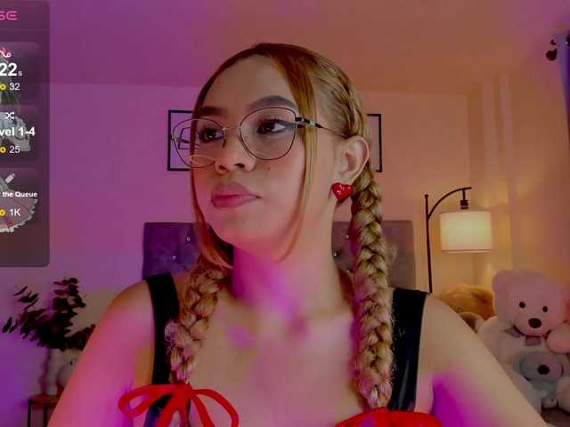 Ximena-sotto live webcam show
