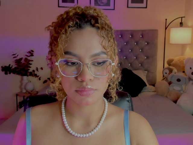 Ximena-sotto live cam preview