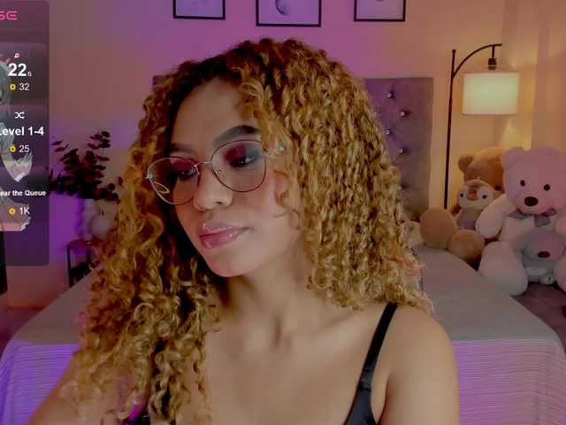 Ximena-sotto live cam on BongaCams