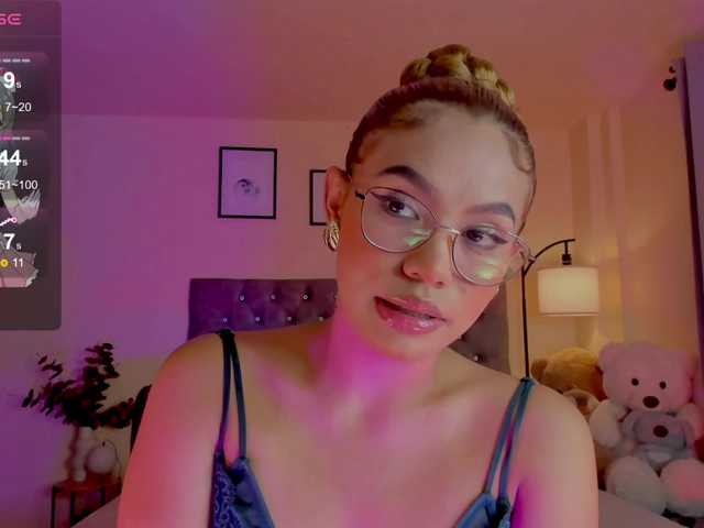 Ximena-sotto live cam on BongaCams