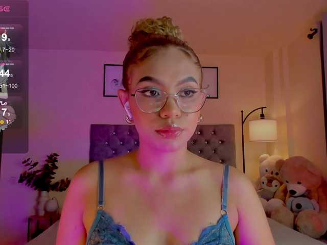 Ximena-sotto live cam on BongaCams