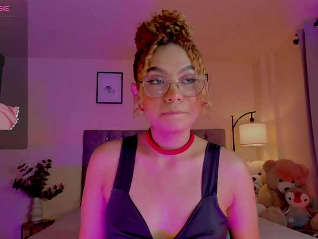 Ximena-sotto live cam on BongaCams