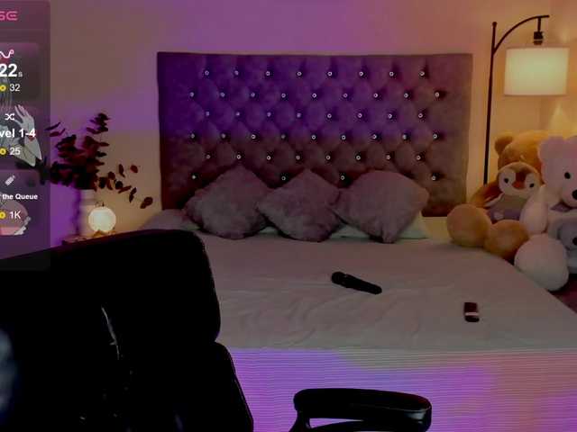 le modèle Ximena-sotto est en webcam porno dans un show sur le site bongacams, il possède les tags suivants: Latino/Hispanic,Blonde,Shaved