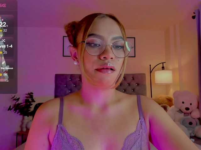 Ximena-sotto live webcam show