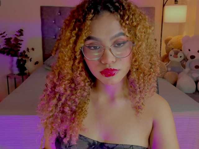 Ximena-sotto live cam on BongaCams