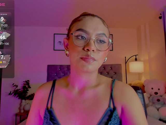 Ximena-sotto live cam on BongaCams