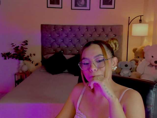 Ximena-sotto live cam on BongaCams