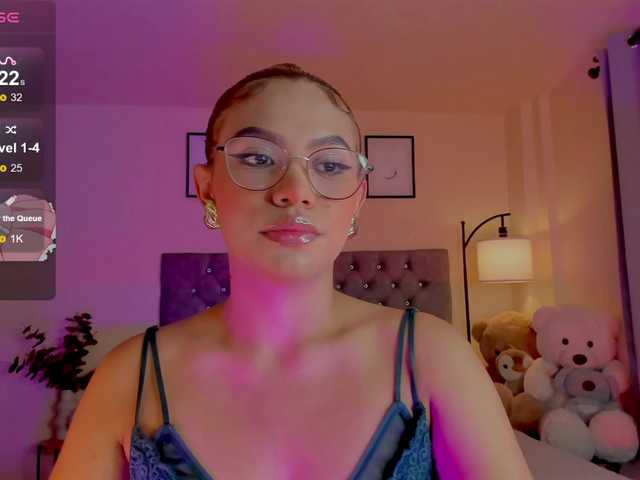 Ximena-sotto live webcam show