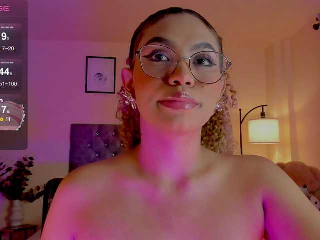 Ximena-sotto live cam on BongaCams
