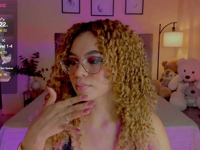 Ximena-sotto live cam on BongaCams