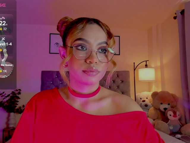 Ximena-sotto live cam on UnifiedCams