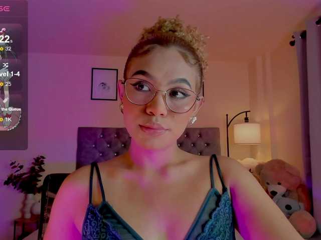 Ximena-sotto live cam on BongaCams