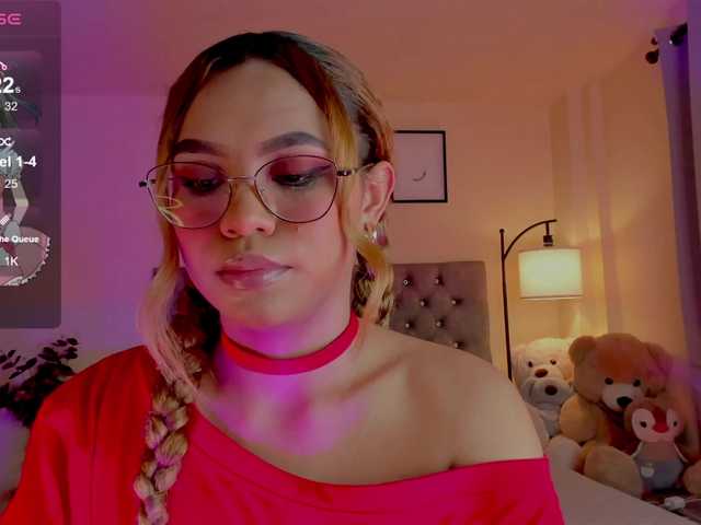 Ximena-sotto live cam on BongaCams