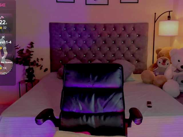 le modèle Ximena-sotto est en webcam porno dans un show sur le site bongacams, il possède les tags suivants: Latino/Hispanic,Blonde,Shaved