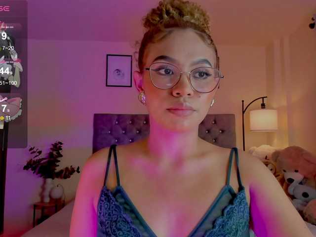 Ximena-sotto live cam on BongaCams