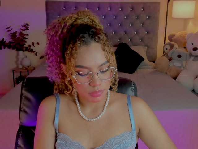 Ximena-sotto live cam preview
