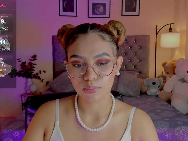 Ximena-sotto live cam on BongaCams