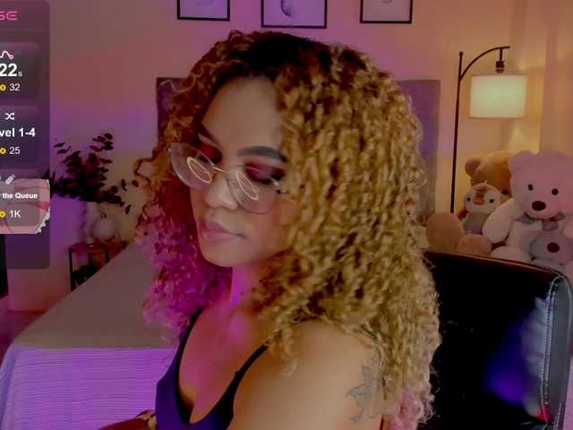 Ximena-sotto live cam on BongaCams