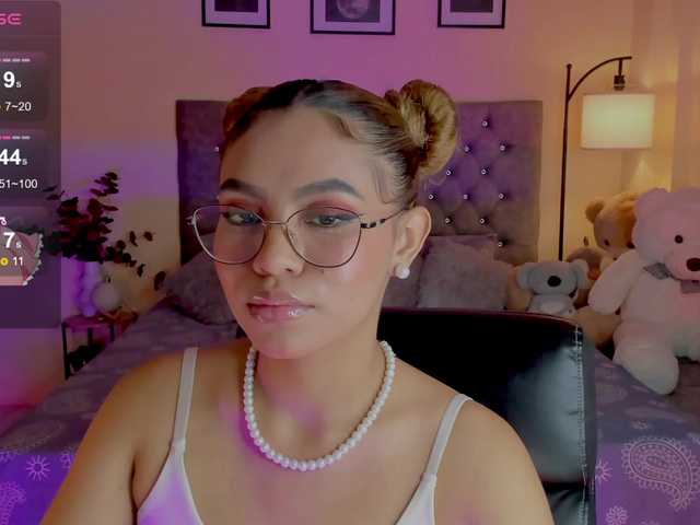 Ximena-sotto live cam on BongaCams