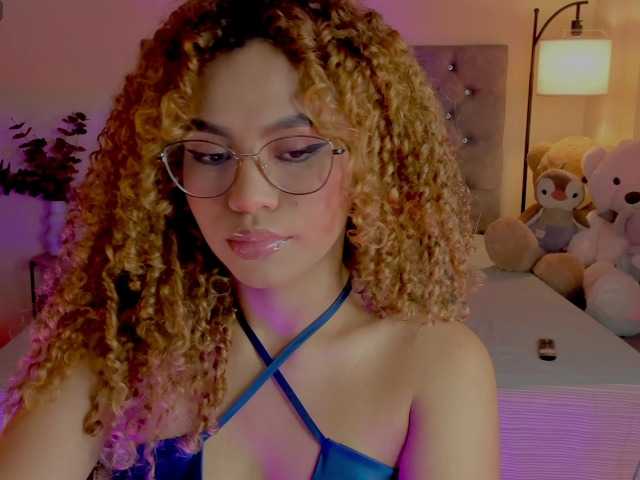 Ximena-sotto live cam on BongaCams