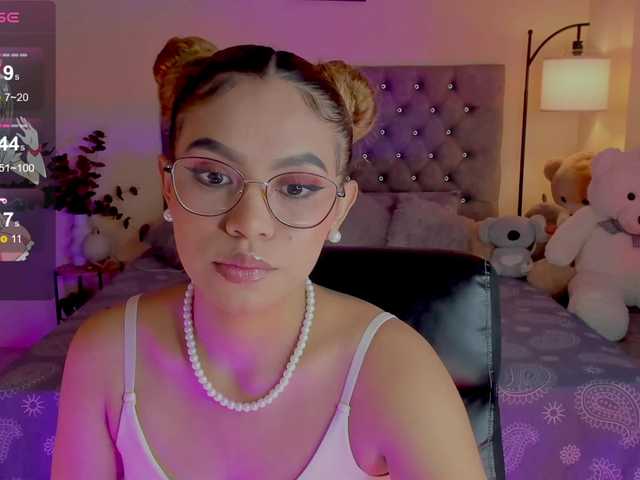 Ximena-sotto live cam on BongaCams