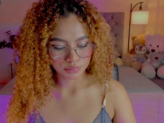 Ximena-sotto live cam on BongaCams