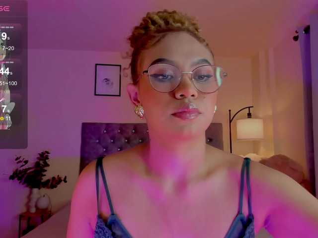 Ximena-sotto live cam on BongaCams